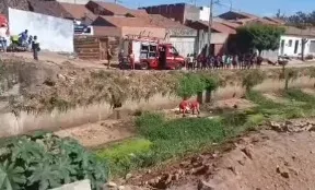 Homem é resgatado após pular no canal do Açude Grande, em Cajazeiras